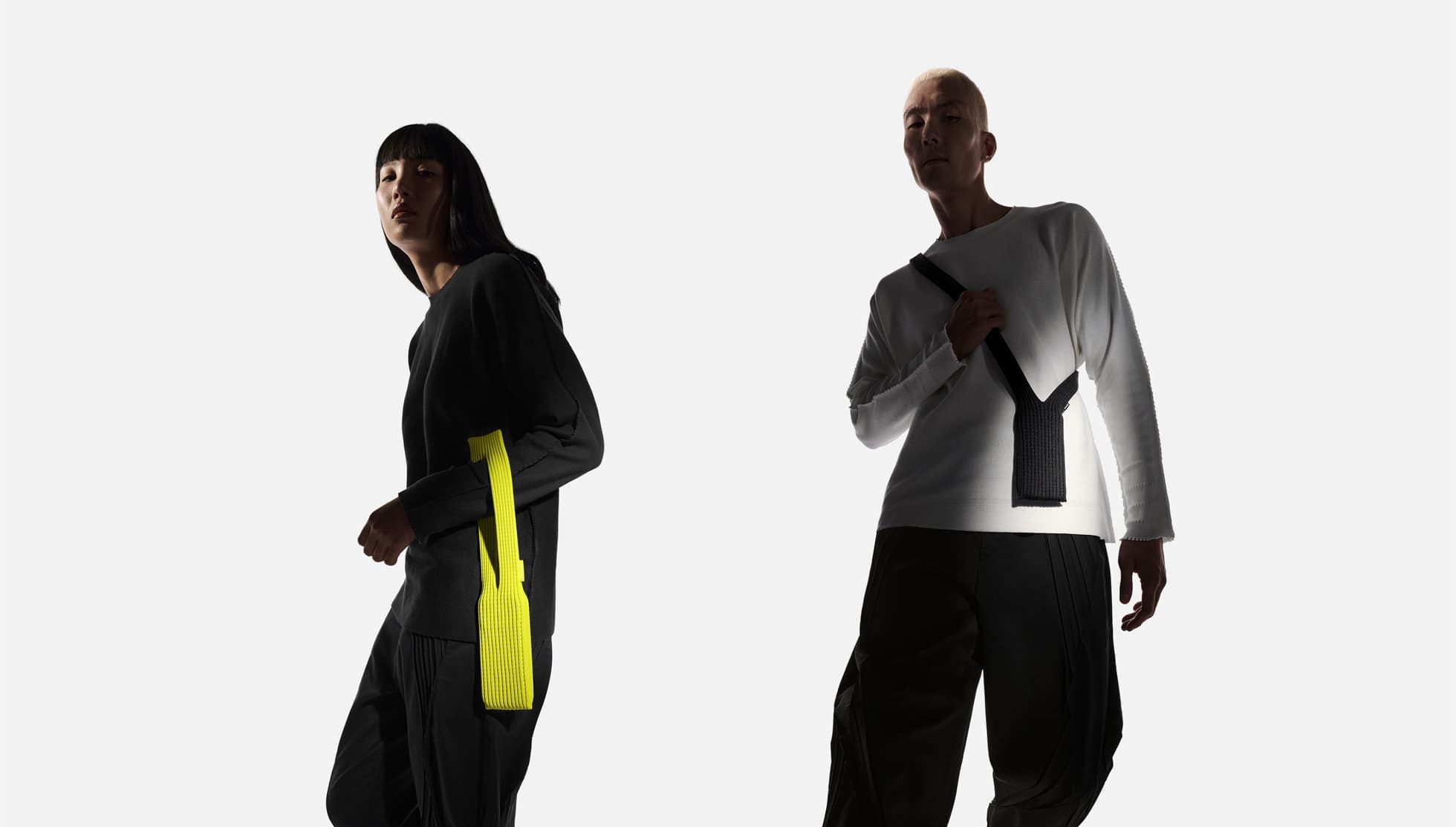 Apple and ISSEY MIYAKE Reimagine Everyday Wear with the iPhone Pocket